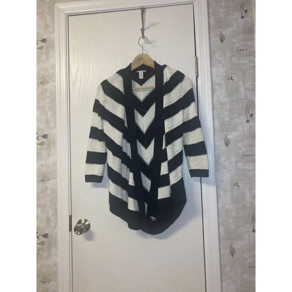 Chicos open front Chevron print  cardigan size 0